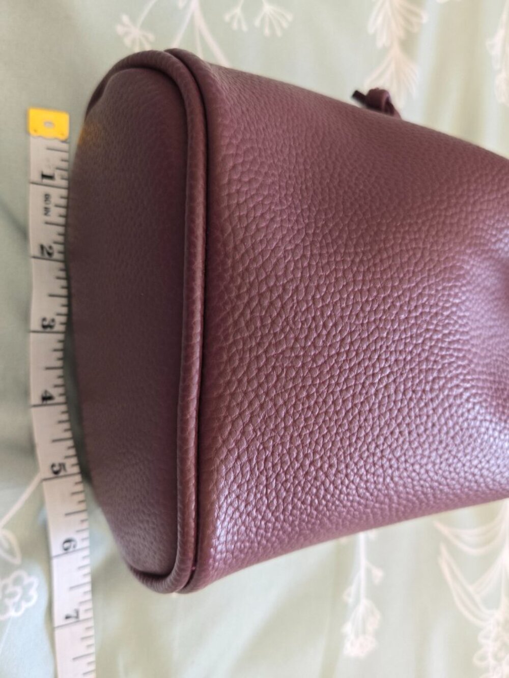 UNIQLO Faux Leather Drawstring Mini Shoulder Bag - Picture 10 of 14